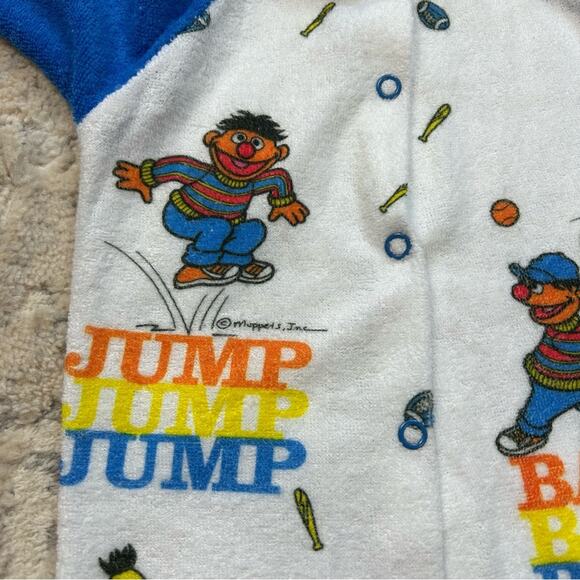 1970s Vintage Sesame Street Bert Ernie Baseball Sleeper Size 0 - Picture 3 of 6
